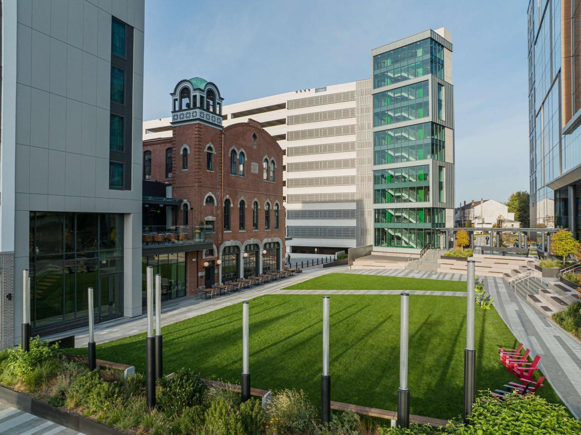 Hotel West & Main Conshohocken, Tapestry Collection Hilton Exteriör bild